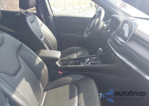 2024 Jeep Compass Limited 4X4 from USA, damaged, VIN 3C4NJDCN7RT106527